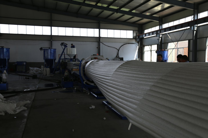 Expanded polyethylene machine Expanded polyethylene machine